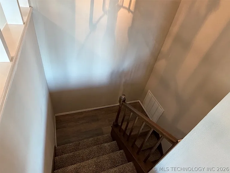 3925 E 60th Pl — Photo 29