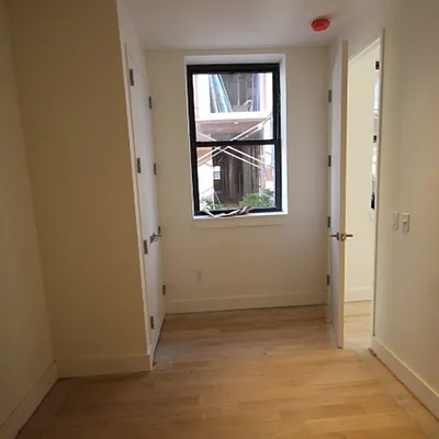 Rented by Nooklyn NYC LLC | media 69