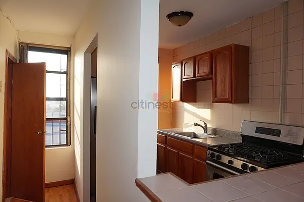 Rented by Citi Nest Group LLC | media 6