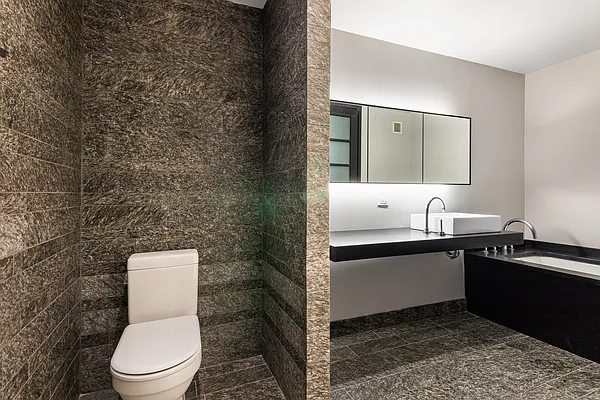 Sold by Oxford Property Group | media 25