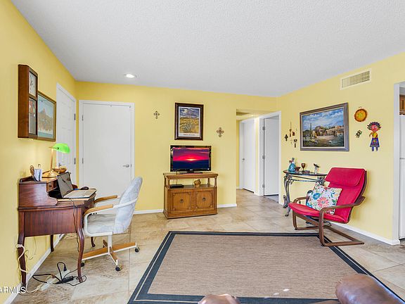 5th image of 14622 W YOSEMITE Drive