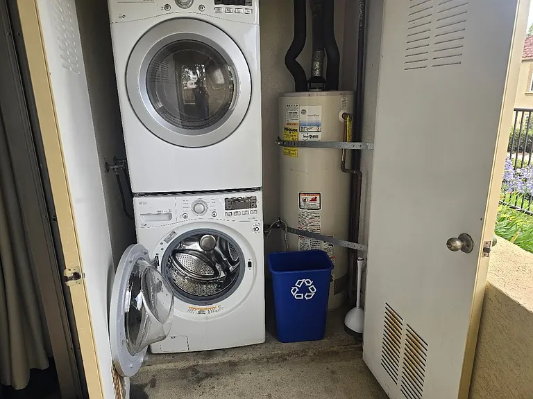2045 Burton St #51 — Photo 20