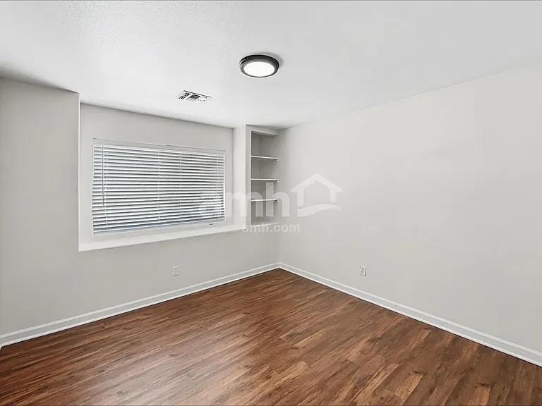 9715 E Inverness Ave — Photo 19