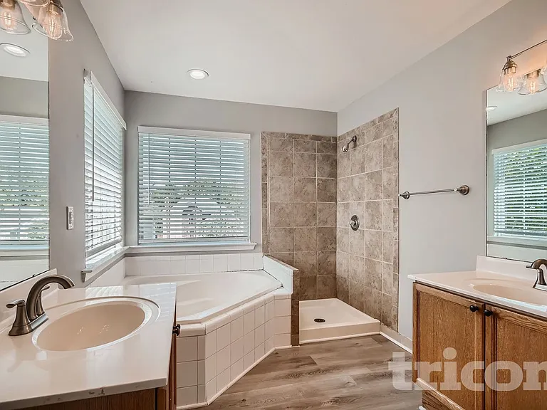 4021 Raccoon Run Ct — Photo 21