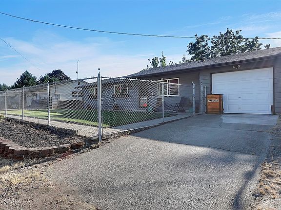 2nd image of 17302 Spanaway Lane E