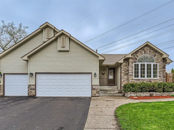 3067 Edward St, Saint Paul, MN 55109