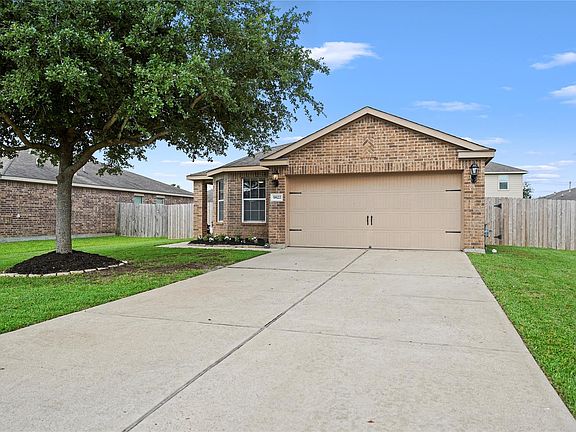 2nd image of 9822 Garnet Springs Dr