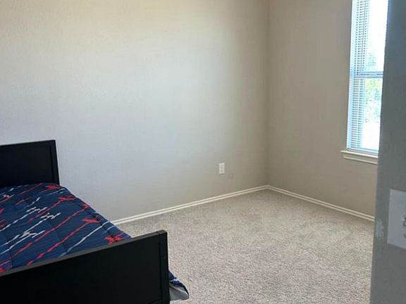 5th image of 25479 Carnation Ct