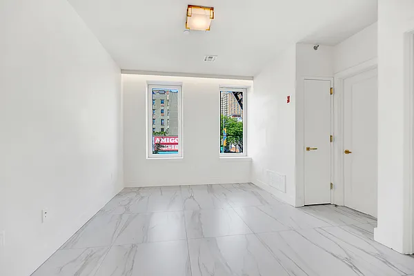 Rented by Prime Square Realty | media 10