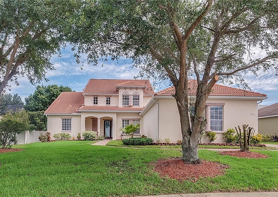 1st image of 635 Largovista Dr