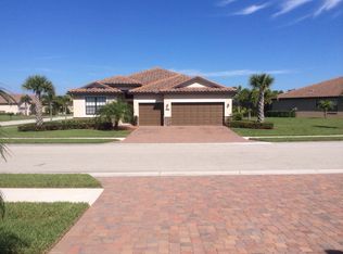 3870 Treasure Cove Cir, Naples, FL 34114