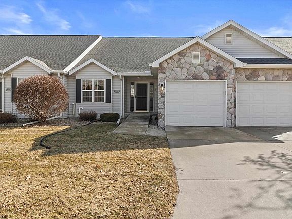 2nd image of 3024 Edmonton Drive