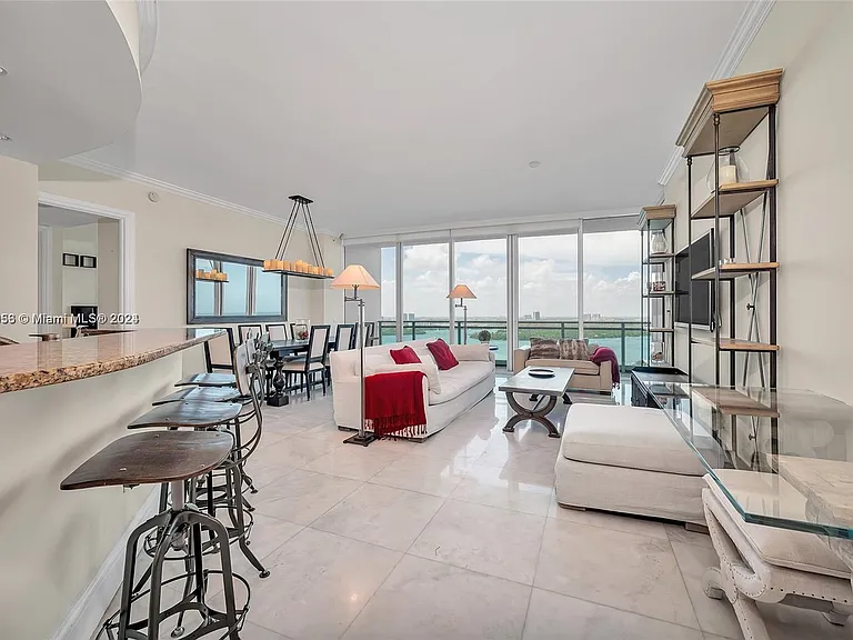 10295 Collins Ave #1906 — Photo 4