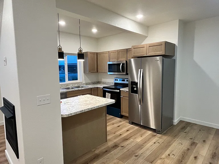 1404 Windsor Dr #A — Photo 10