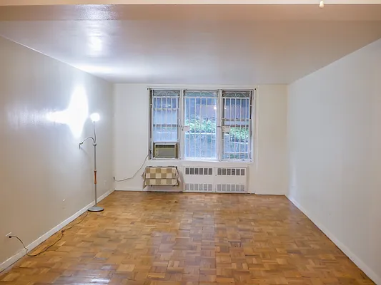 Sold by Compass | media 1