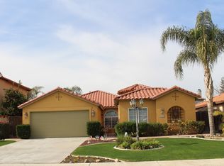 215 Solecita Way, Bakersfield, CA 93314