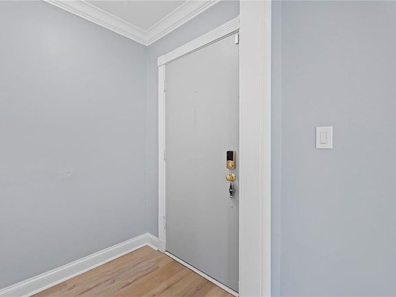 5th image of 6851 Roswell Rd Unit F36