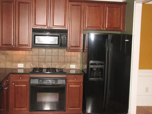 5th image of 2383 Gallard St
