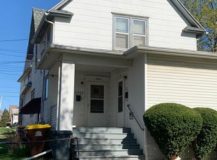 311 W Pleasant St, Freeport, IL 61032