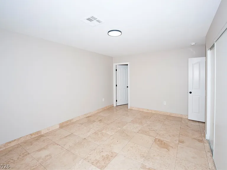 8452 Boseck Dr #187 — Photo 17