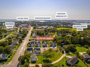 107 Live Oak Cmns, Beaufort, NC 28516