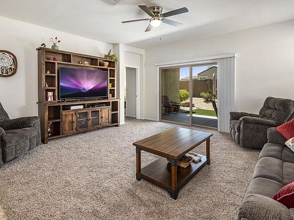 4th image of 1263 E Thomas Dr