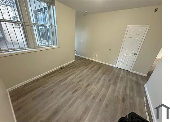 15 Goldsmith Ave #1 — Photo 2