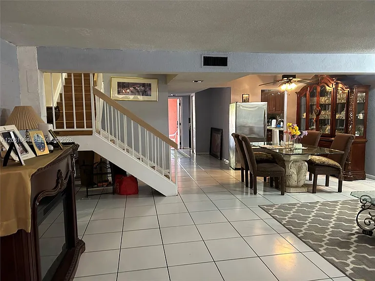 1653 NW 58th Ave #14 — Photo 3