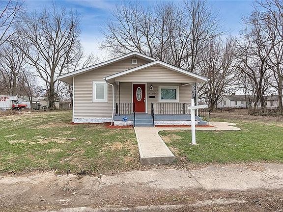 3rd image of 4209 Kingsley Dr