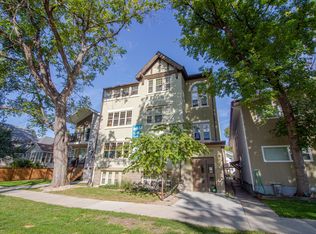 573 Warsaw Ave #6, Winnipeg, MB R3L0R5