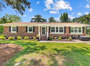 110 Vandergrift Dr, Jacksonville, NC 28540