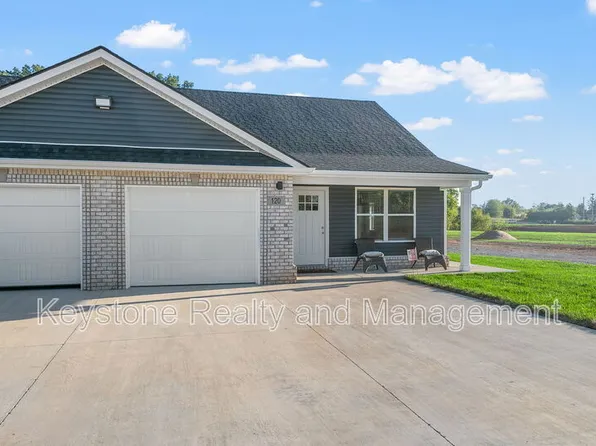 302 Wisteria Ln, Oak Grove, KY