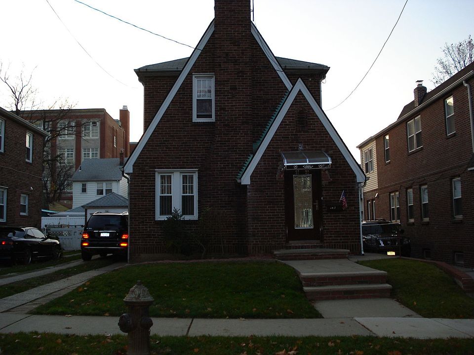 1st image of 5732 161st St