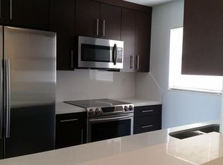 201 178th Dr APT 529, Sunny Isles Beach, FL 33160