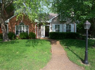 2000 Roderick Pl E, Franklin, TN 37064