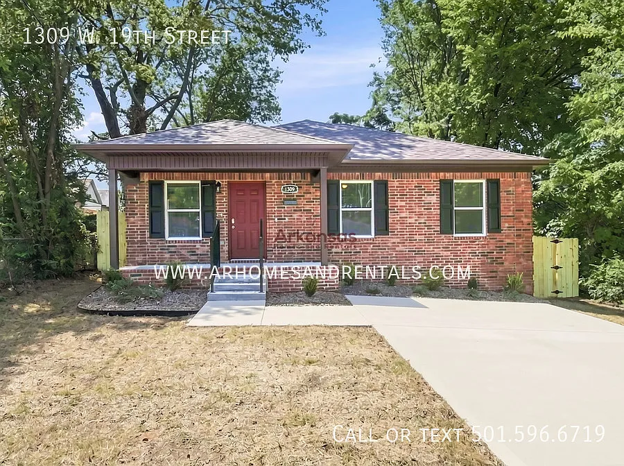 1309 W 19th St