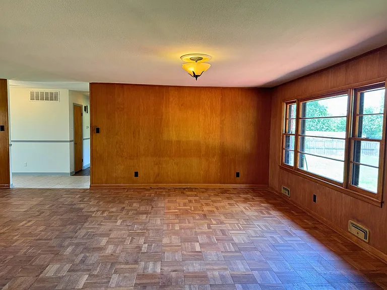 4115 Rivercrest Dr — Photo 5