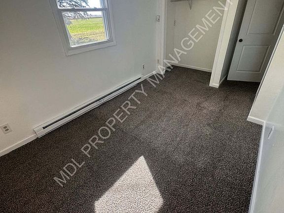 5th image of 3688 Garfield Rd