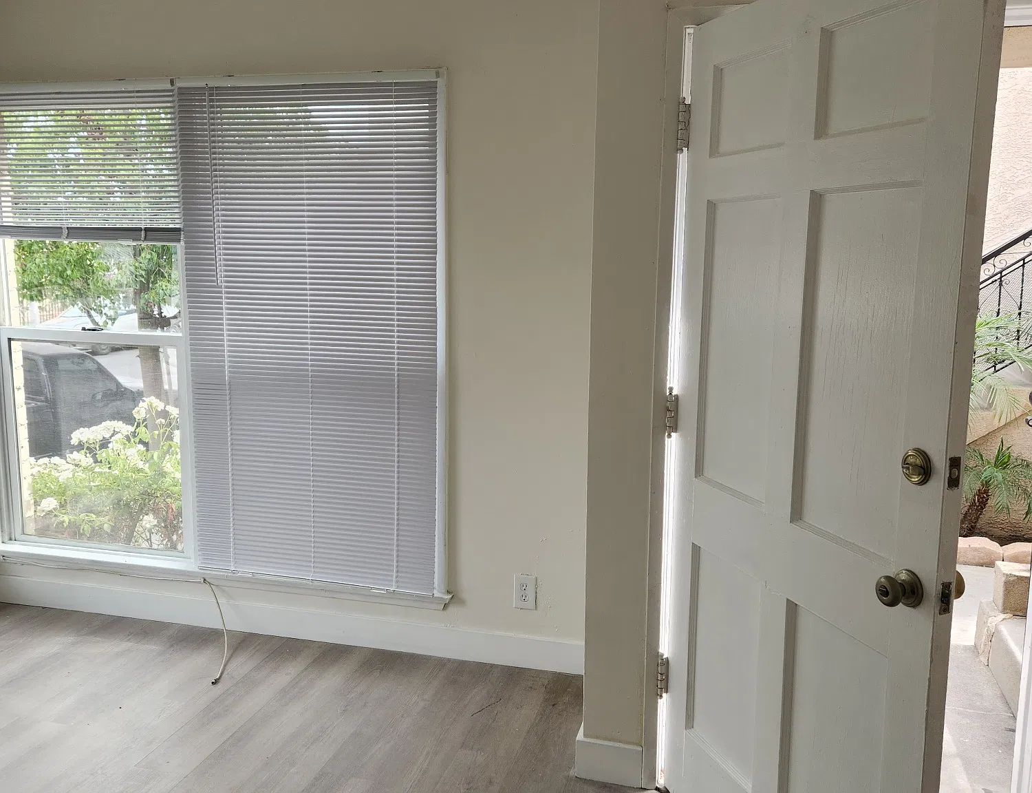 Studio, 500 sqft, $1,495 — Photo 2