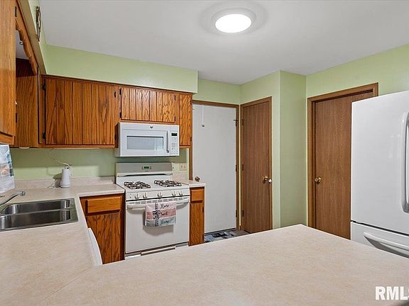 5th image of 1116 Bolin Ct