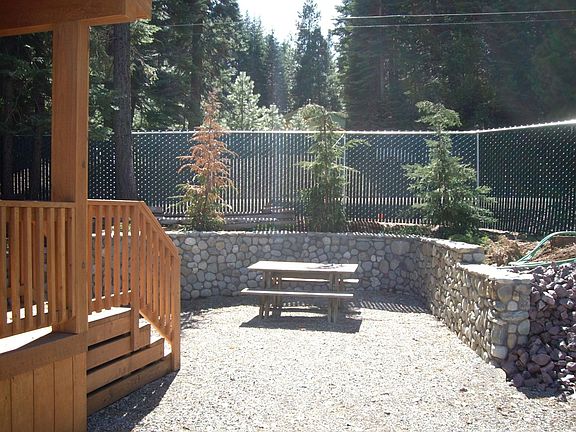2nd image of 409 Ponderosa Dr Unit 4