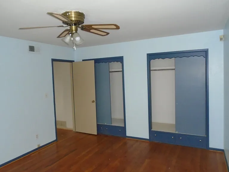 3600 N Prospect Ave — Photo 10