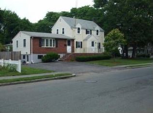 9 Avalon Rd, Stoneham, MA 02180