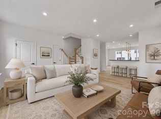 3225 Drift St, Charlotte, NC 28278