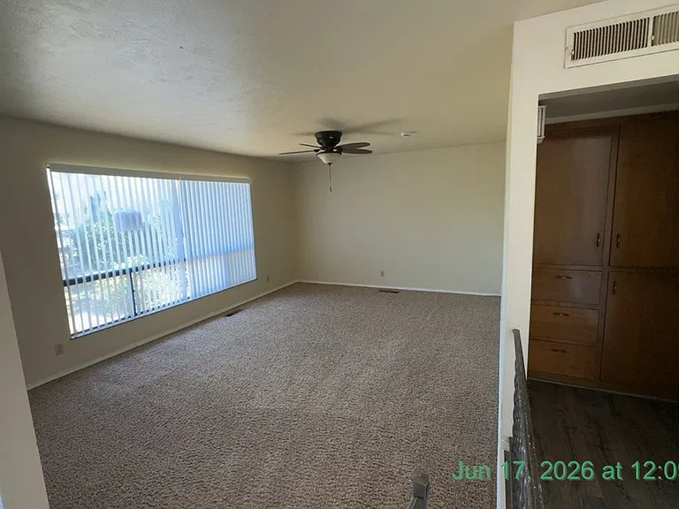 3504 W Cutler Ave — Photo 4