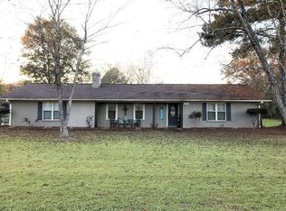 225 Hodges Dr, Mantachie, MS 38855