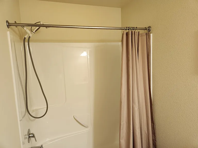 528 Silverleaf Dr — Photo 13