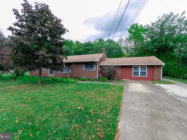 141 Johnson Ave, Carneys Point, NJ 08069