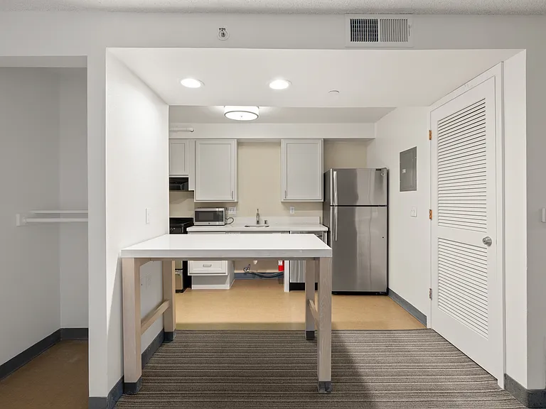 8101 NE Parkway Dr #3 — Photo 33