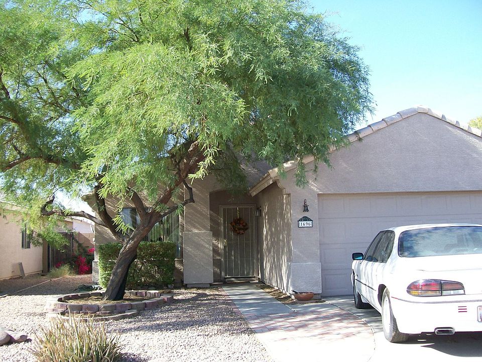 1st image of 1696 N La Fresa Dr